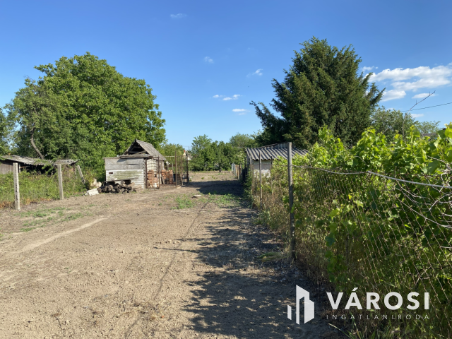 Hétvégi háznak / állandó lakhatásra költözhető konténerház