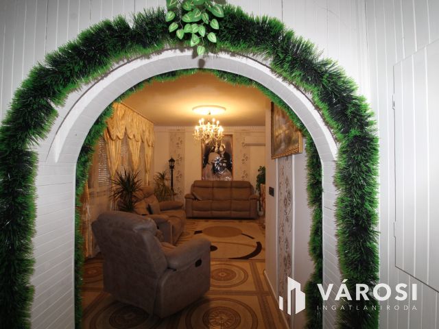 Felújított családi ház Fábiánsebestyén központi részén